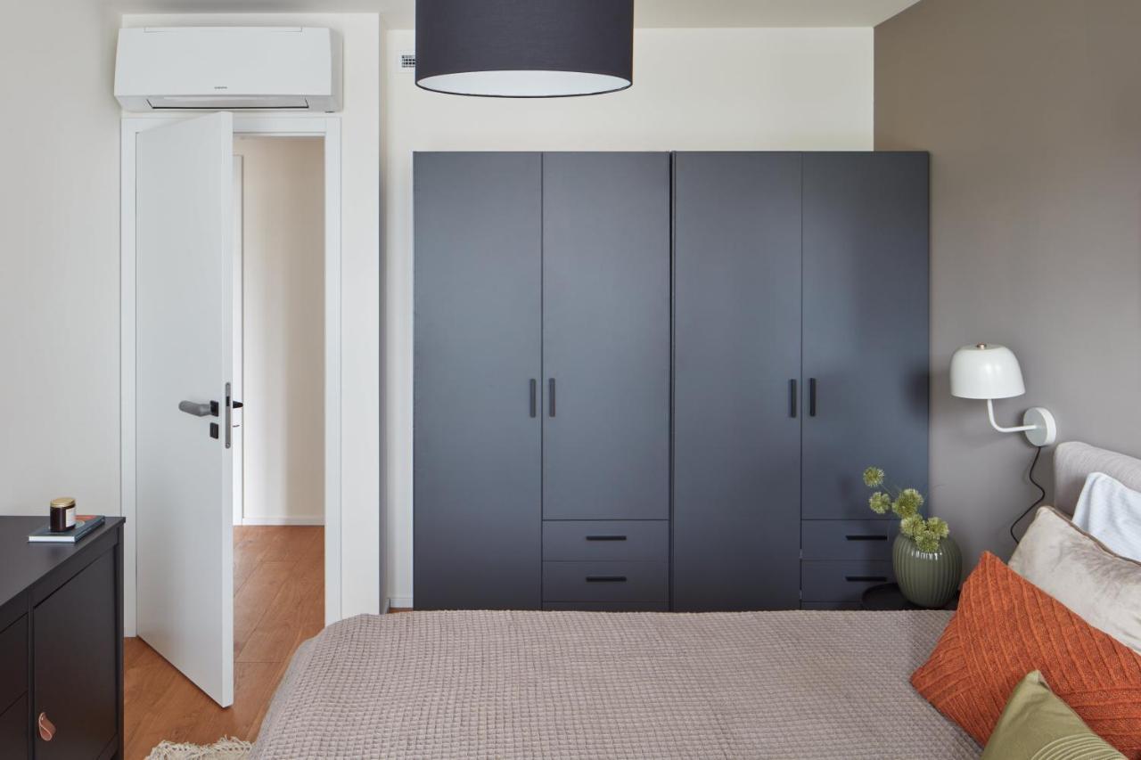 Prague Days - Designer Apts - Garage - Terrace - Easy City Access Экстерьер фото