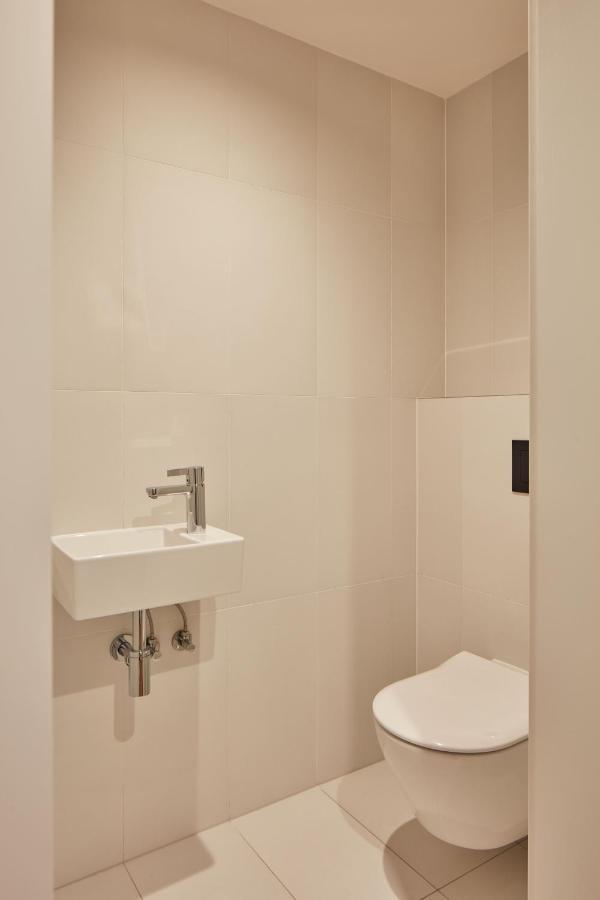 Prague Days - Designer Apts - Garage - Terrace - Easy City Access Экстерьер фото