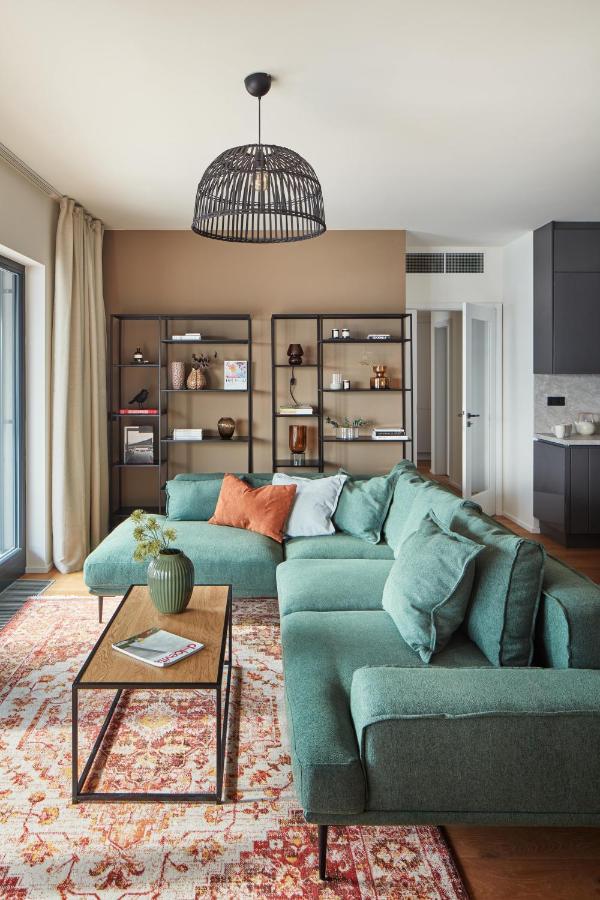 Prague Days - Designer Apts - Garage - Terrace - Easy City Access Экстерьер фото